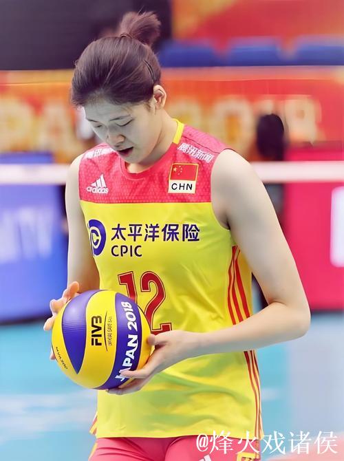 李盈莹留洋进展迟缓,费内球迷关注意甲德比前景 李盈莹留洋进展迟缓,费内球迷关注意甲德比前景